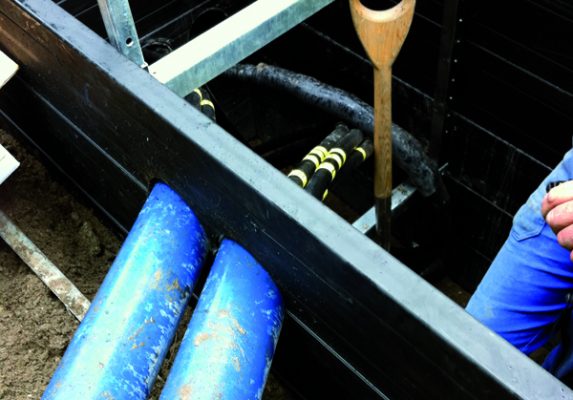 ROM-Box-schraeger_Anschluss